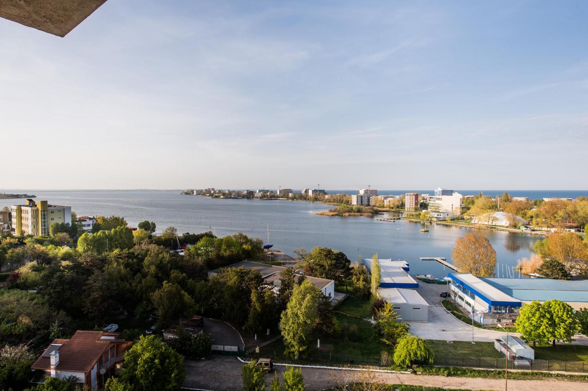Mamaia Lake Apartments Constanta Exterior photo
